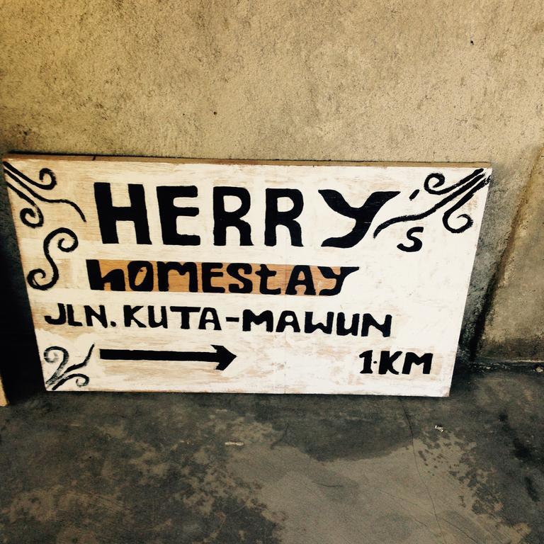 Herry Homestay Kuta  Екстериор снимка
